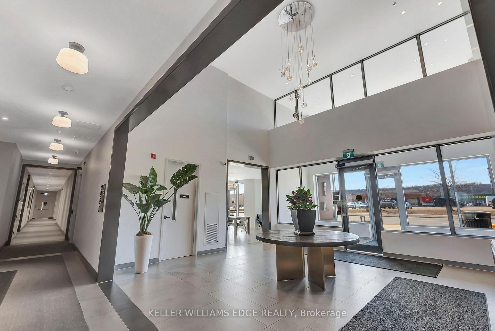 Photo 4 of Unit 504, 121 Highway 8, Hamilton, Stoney Creek — HOMEH