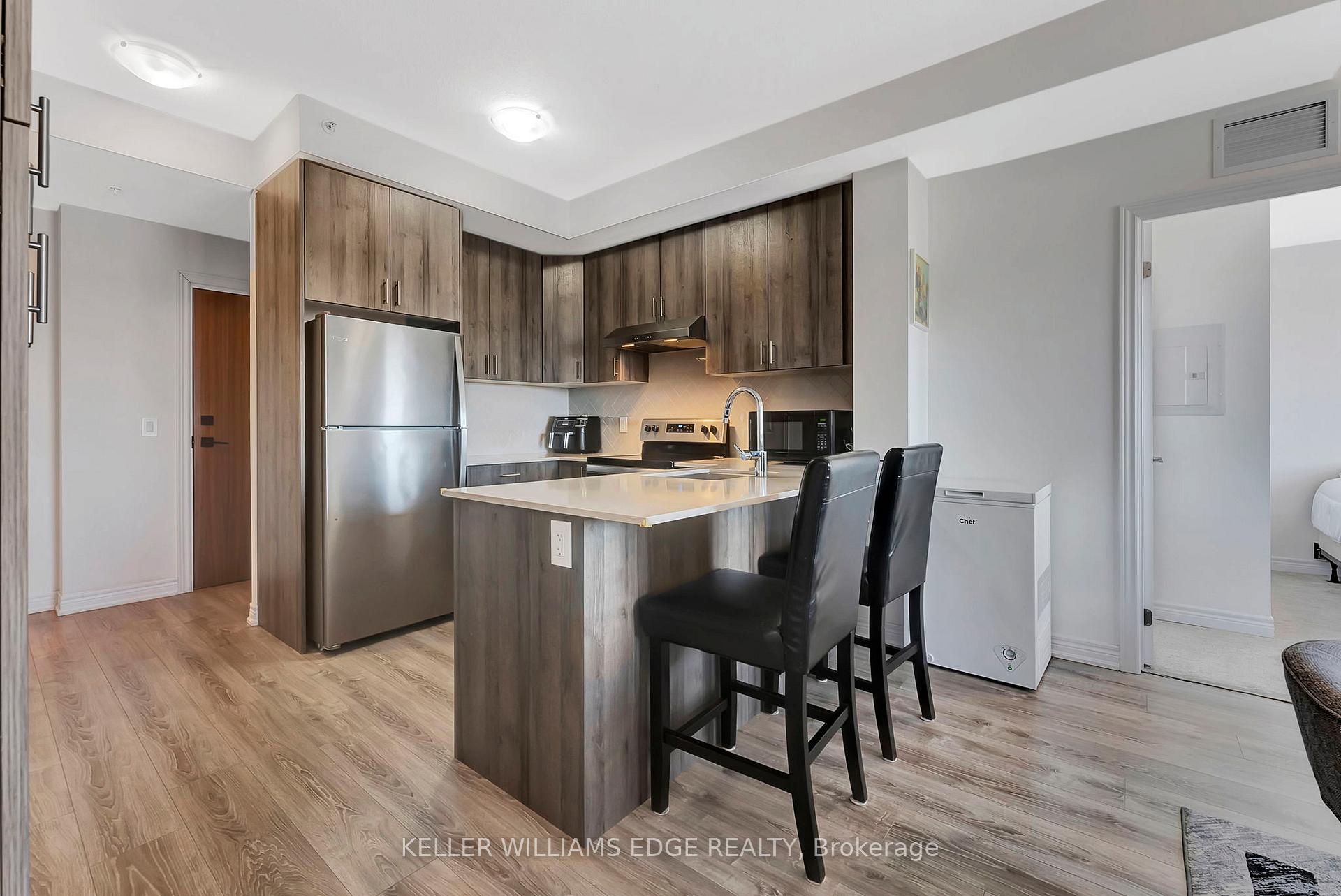 Photo 15 of Unit 504, 121 Highway 8, Hamilton, Stoney Creek — HOMEH