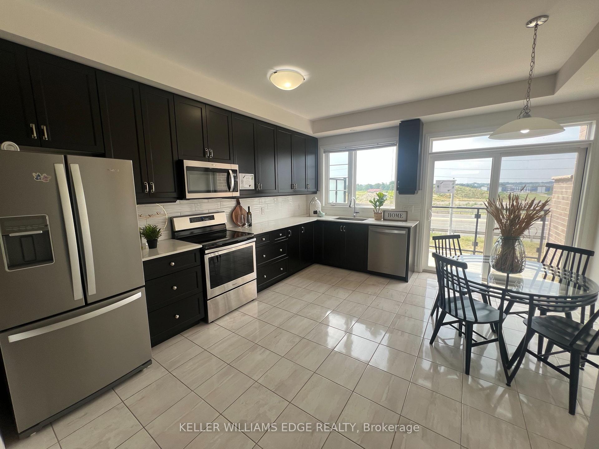 Photo 13 of Unit 197, 30 Times Square Boulevard, Hamilton, Stoney Creek Mountain — HOMEH