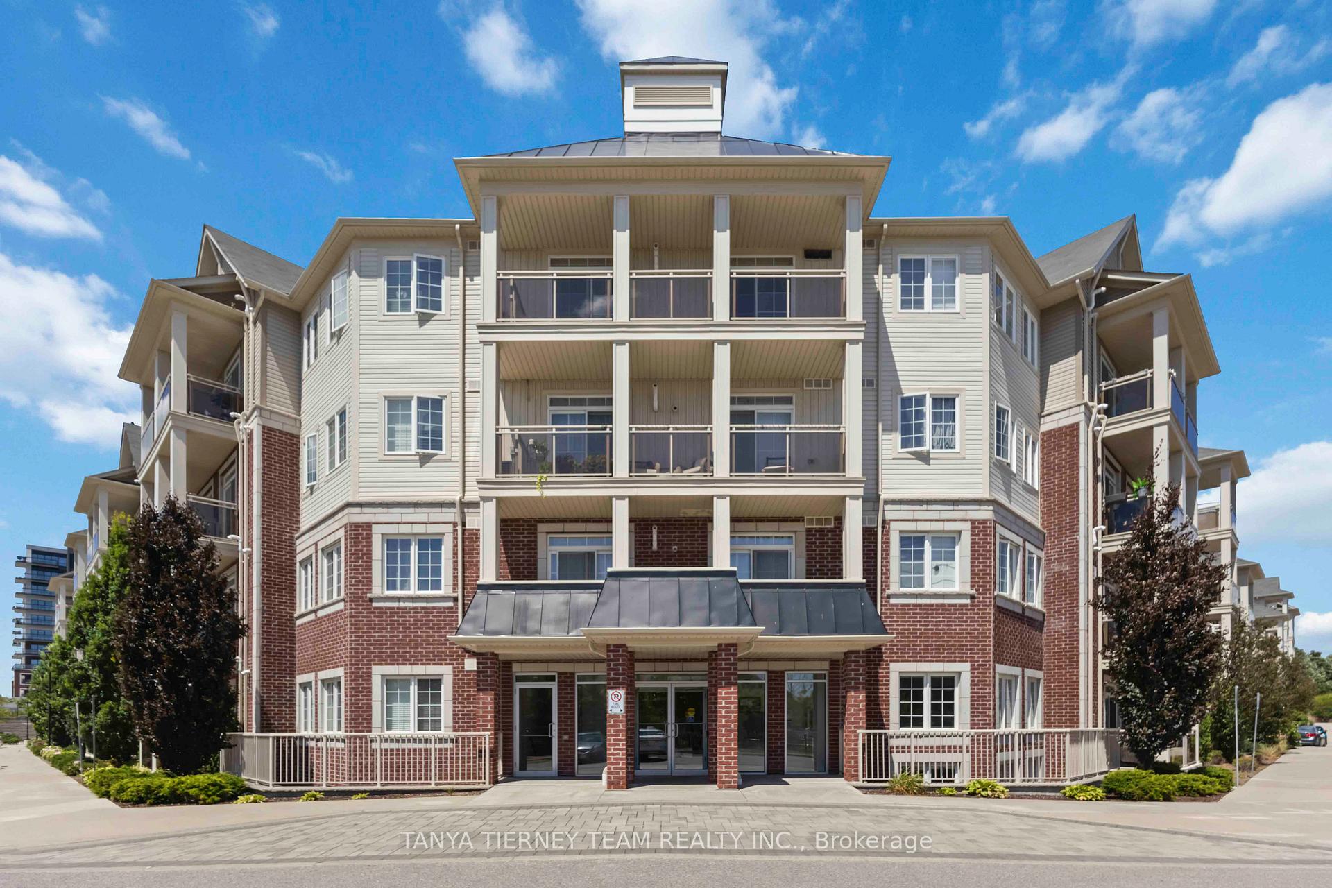 Photo 1 of Unit 404, 84 Aspen Springs Drive, Clarington, Bowmanville — HOMEH