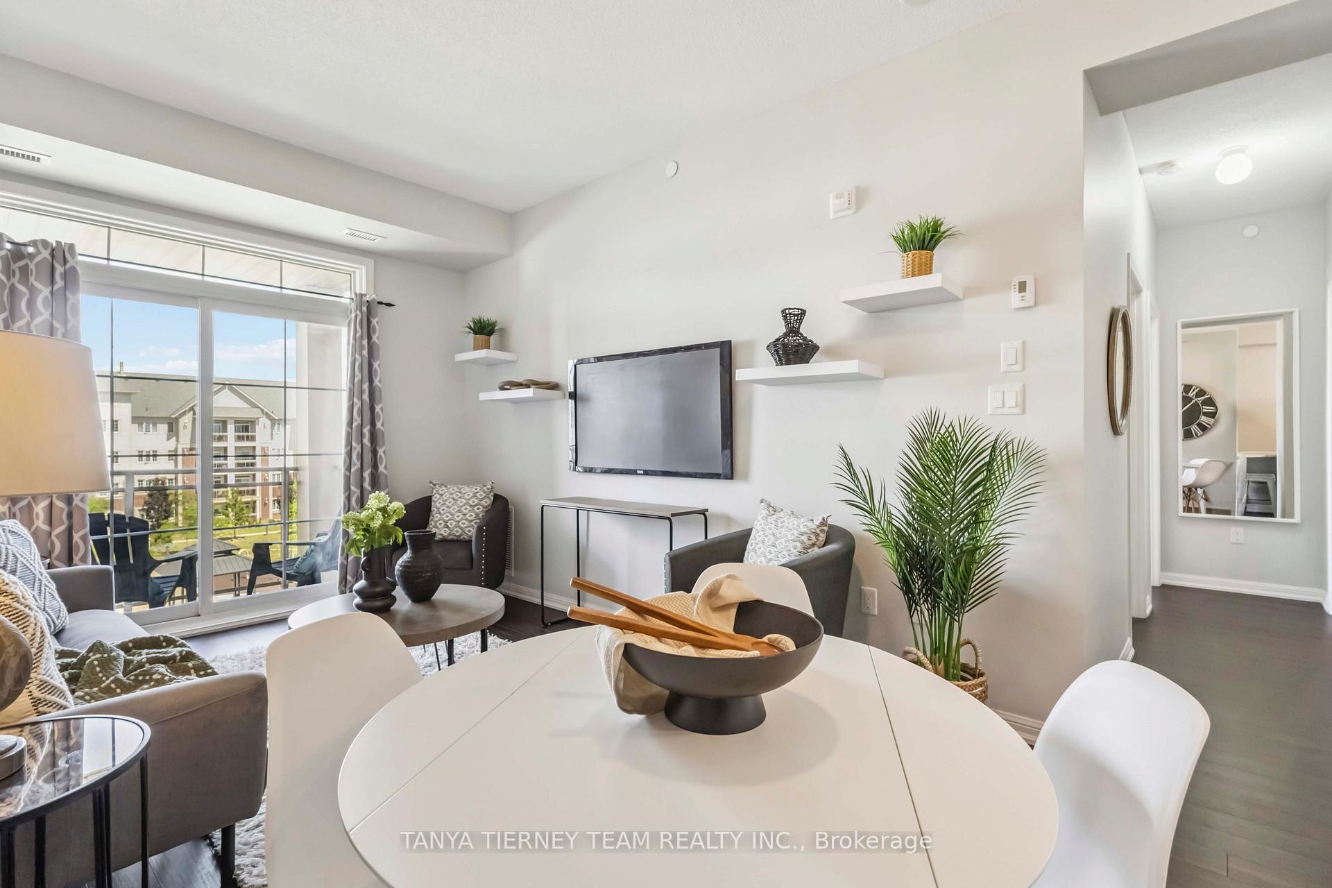 Photo 18 of Unit 404, 84 Aspen Springs Drive, Clarington, Bowmanville — HOMEH