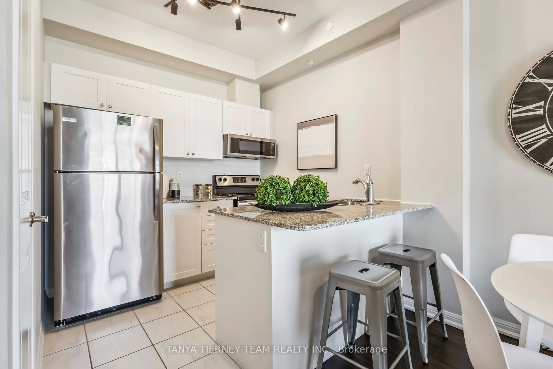 Photo 21 of Unit 404, 84 Aspen Springs Drive, Clarington, Bowmanville — HOMEH