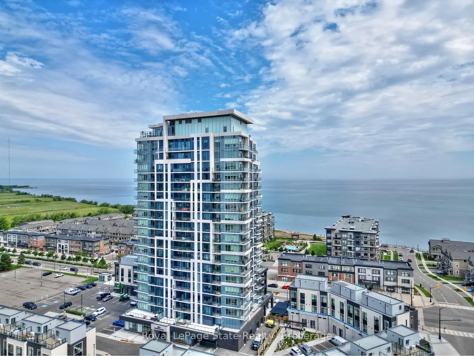 Photo 2 of Unit 1807, 385 Winston Road, Grimsby, Grimsby Beach — HOMEH