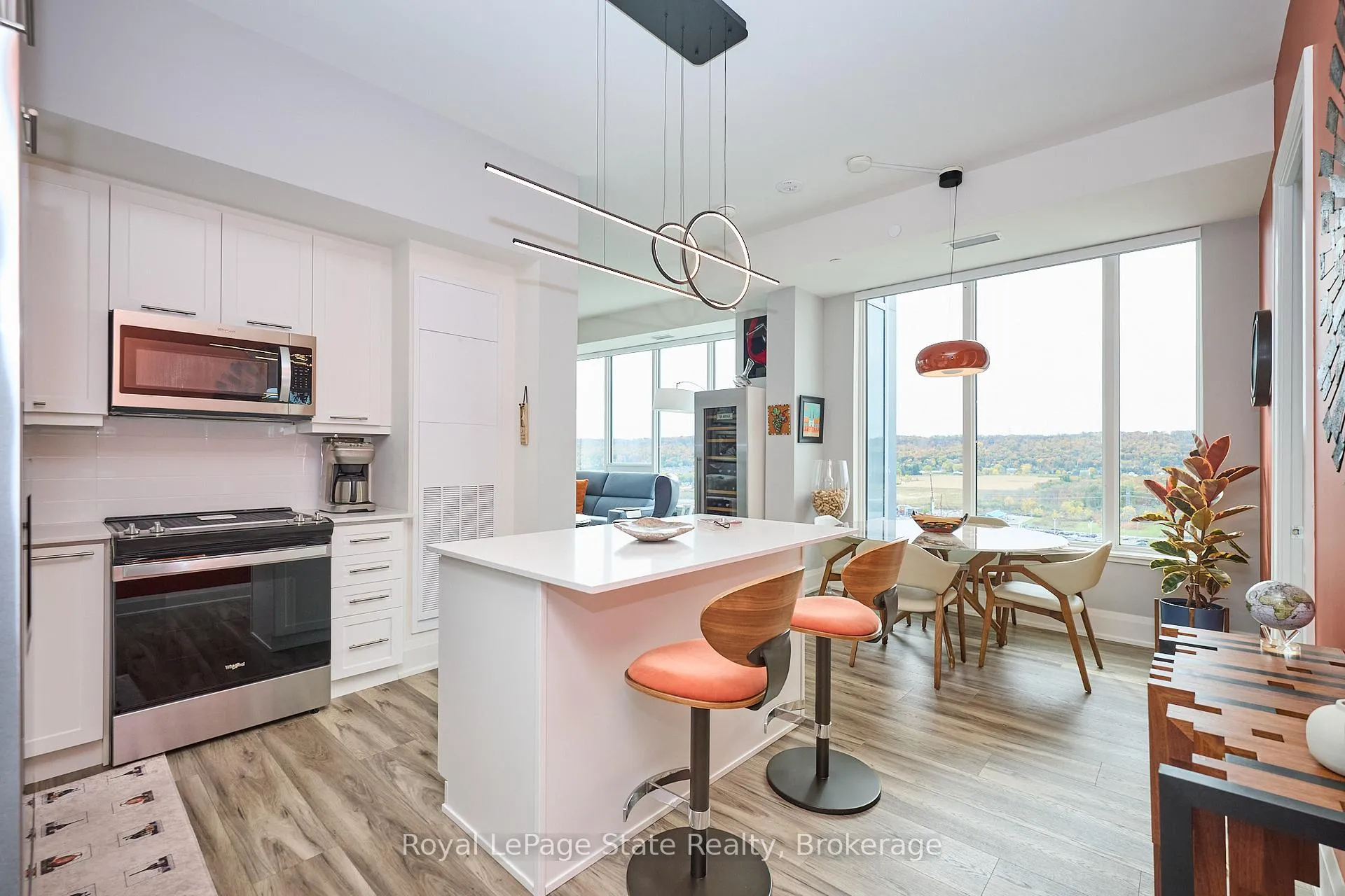 Photo 1 of Unit 1807, 385 Winston Road, Grimsby, Grimsby Beach — HOMEH