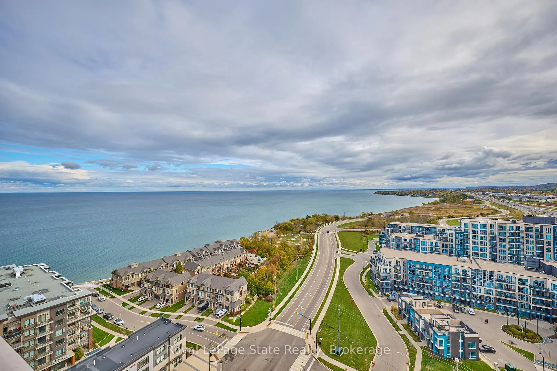 Photo 12 of Unit 1807, 385 Winston Road, Grimsby, Grimsby Beach — HOMEH