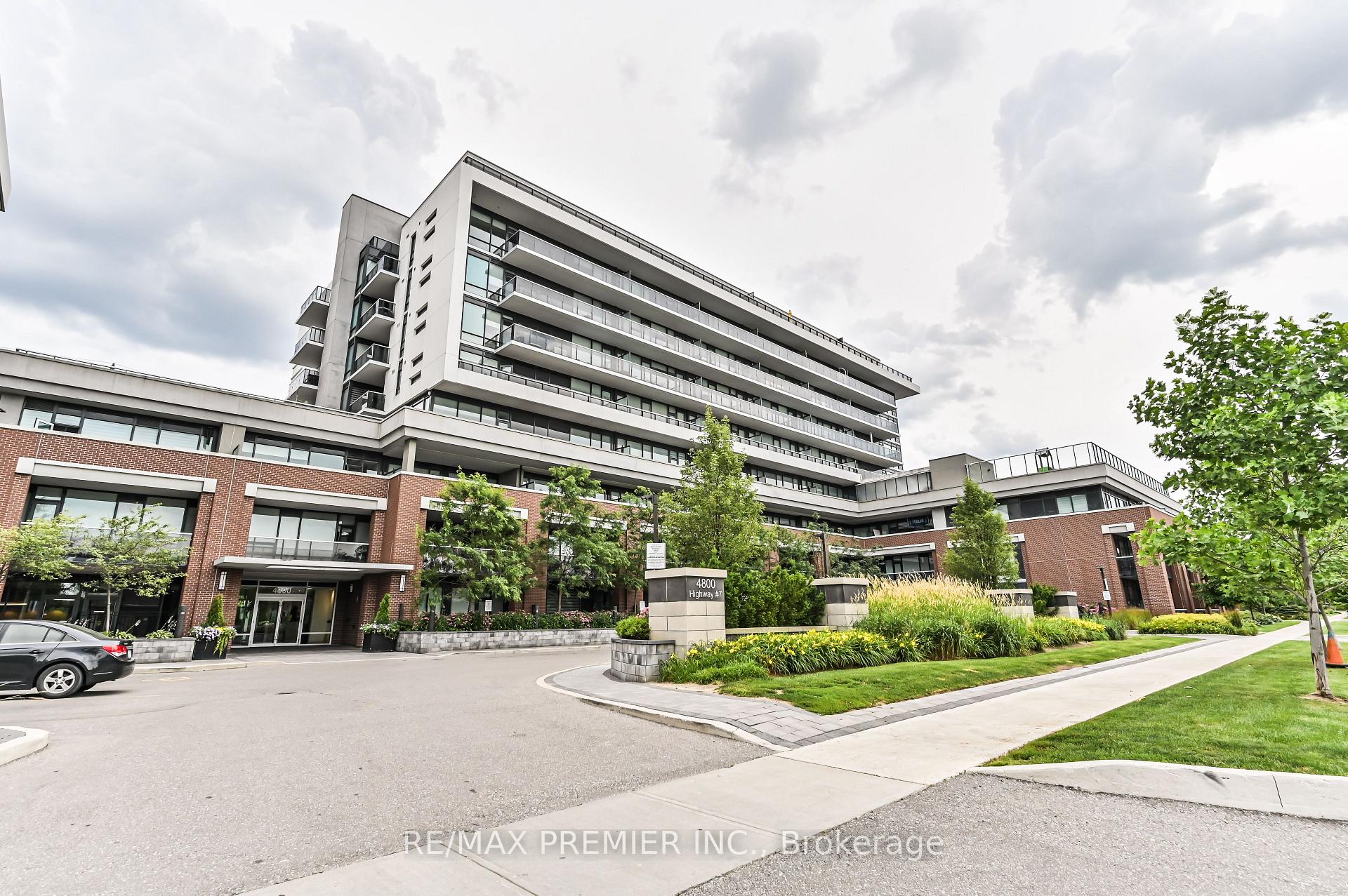 Photo 2 of Unit PH 1005, 4800 Highway 7, Vaughan, East Woodbridge — HOMEH