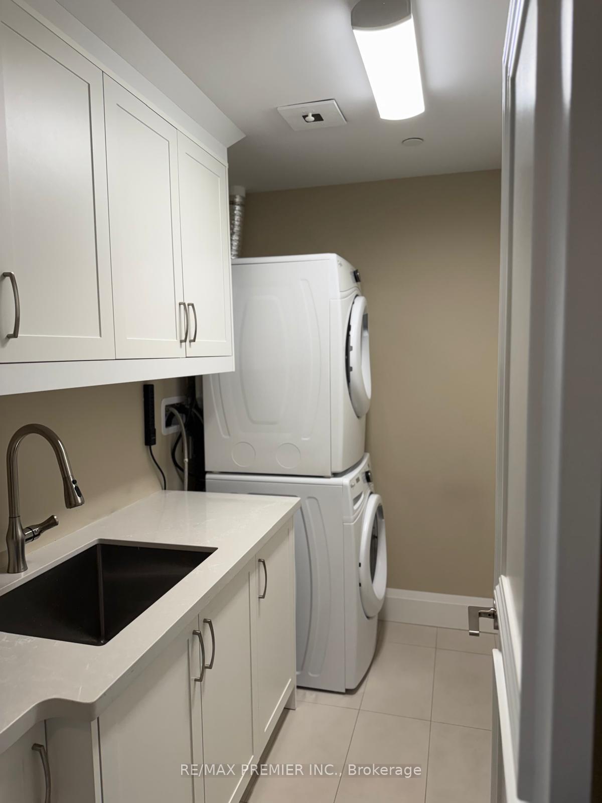 Photo 14 of Unit PH 1005, 4800 Highway 7, Vaughan, East Woodbridge — HOMEH