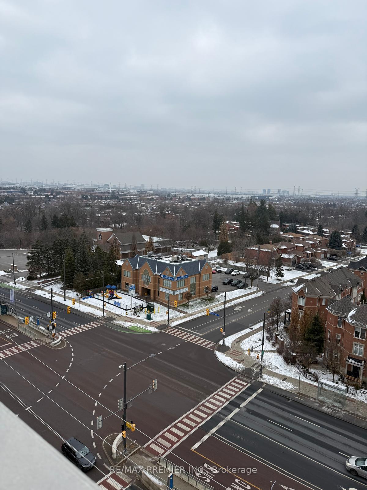 Photo 18 of Unit PH 1005, 4800 Highway 7, Vaughan, East Woodbridge — HOMEH