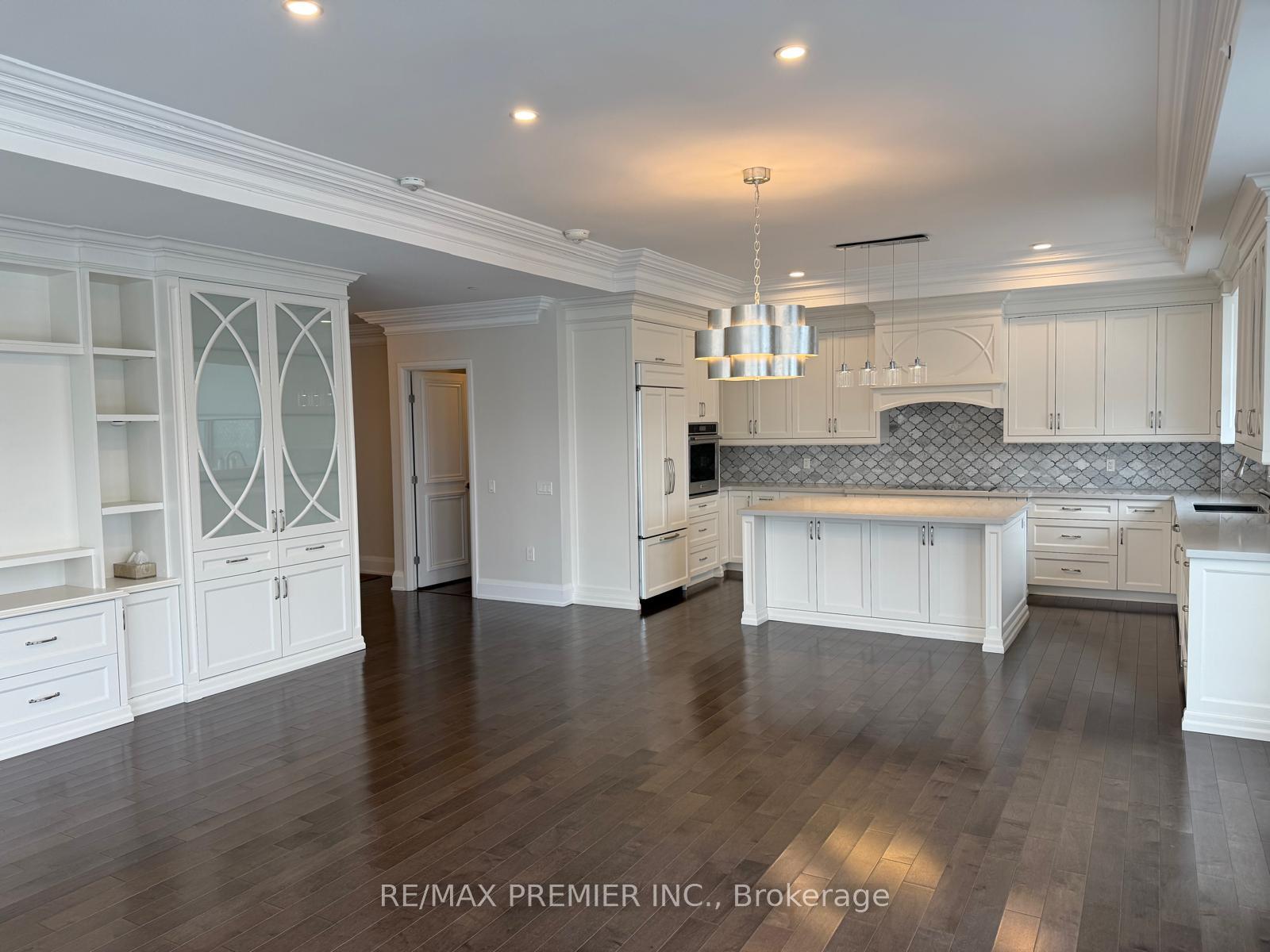 Photo 19 of Unit PH 1005, 4800 Highway 7, Vaughan, East Woodbridge — HOMEH