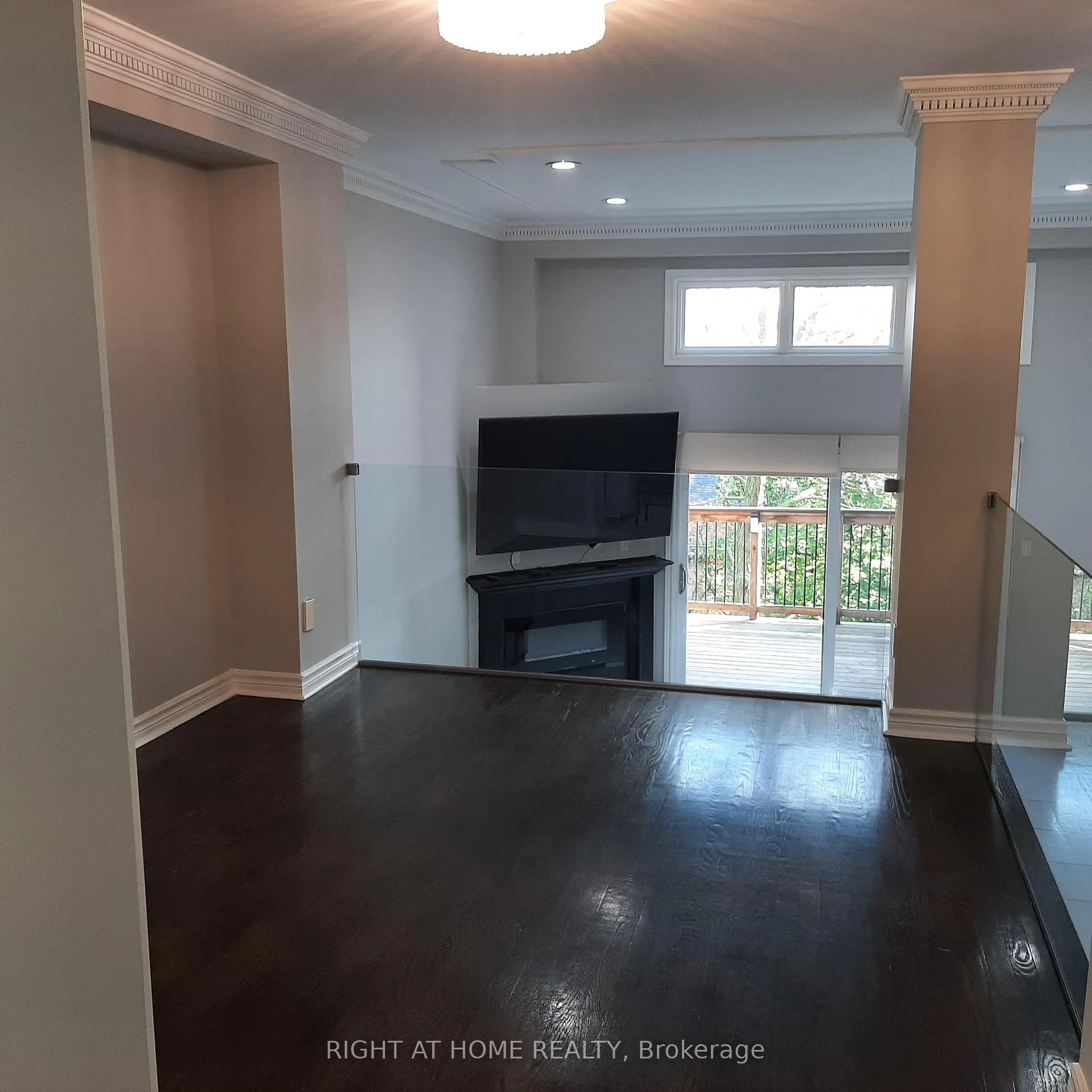 Photo 10 of Unit 17, 37 Old Firehall Lane, Vaughan, West Woodbridge — HOMEH
