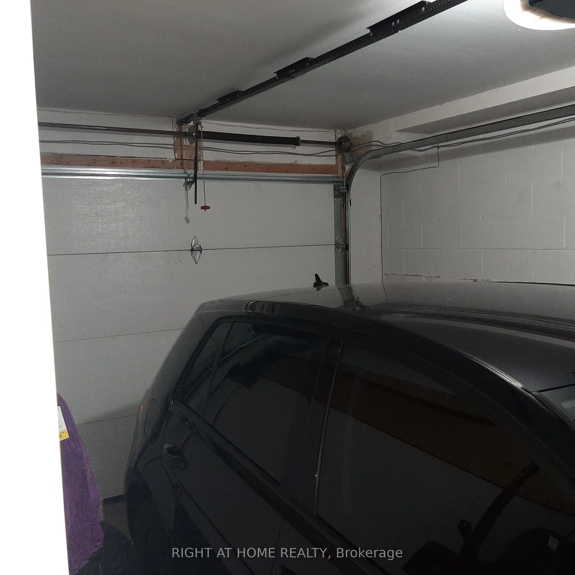 Photo 32 of Unit 17, 37 Old Firehall Lane, Vaughan, West Woodbridge — HOMEH