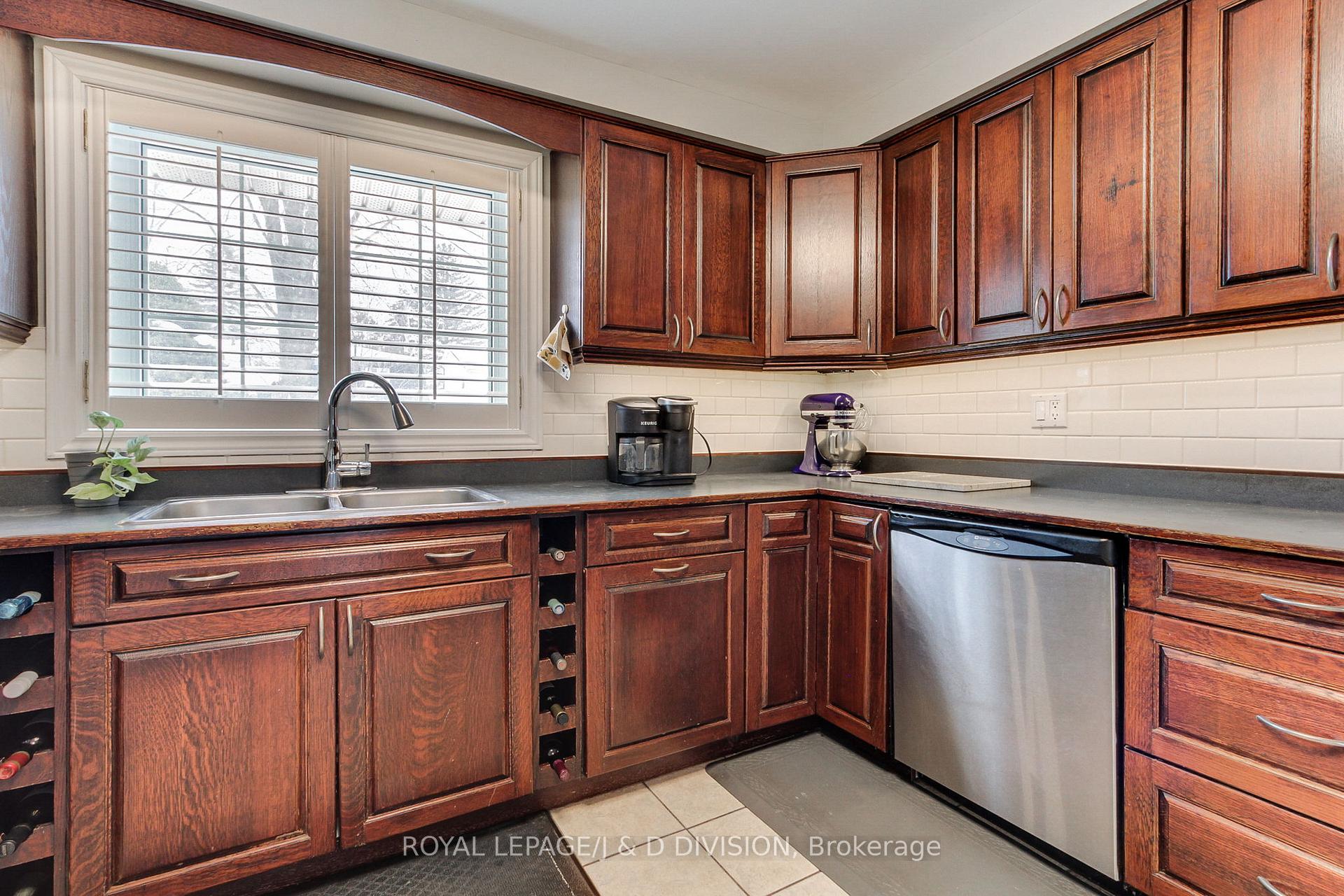 Photo 6 of 20 St Andrews Court, Aurora, Hills of St Andrew — HOMEH