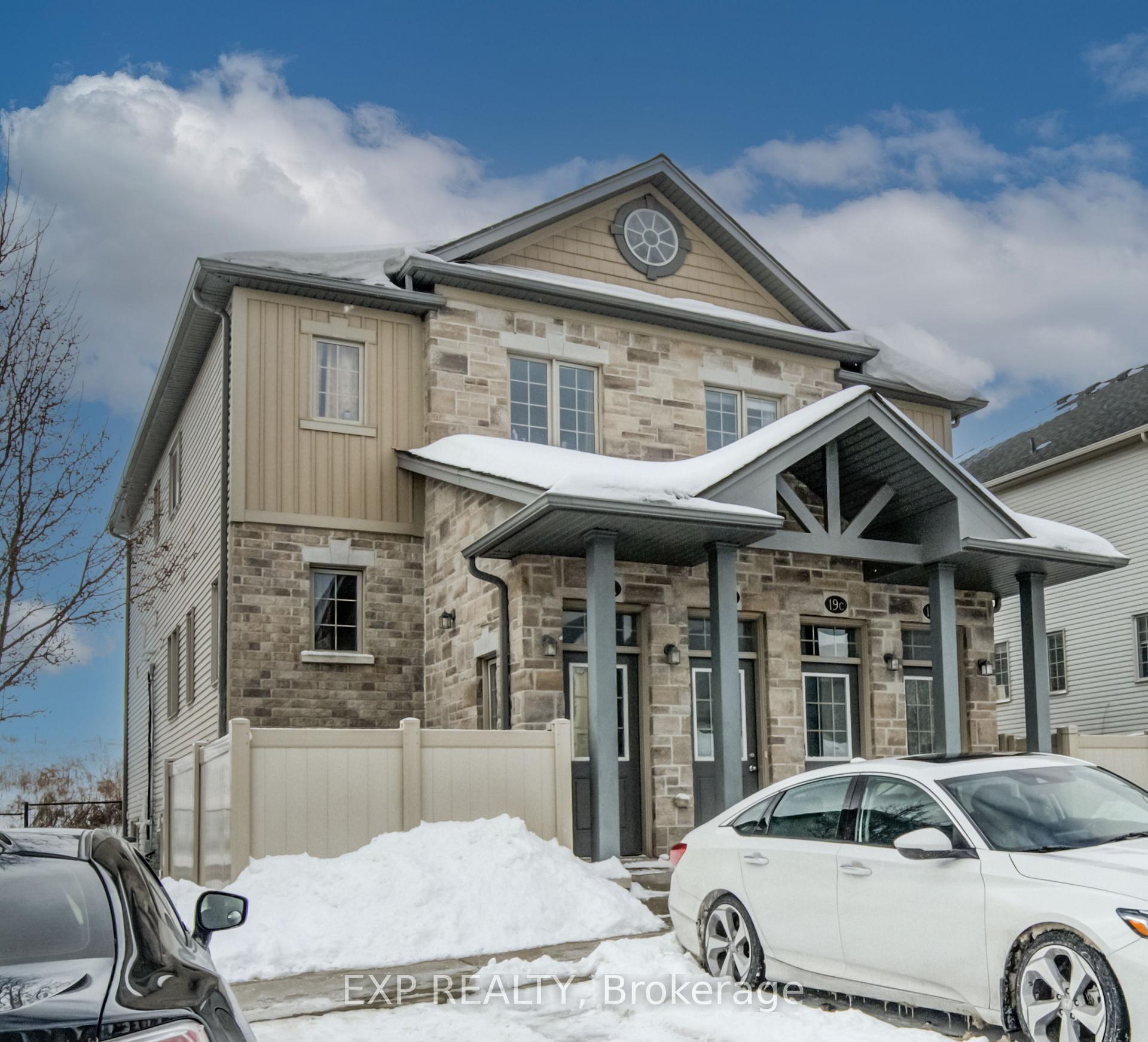 Photo 4 of 388 Old Huron Road, Kitchener — HOMEH