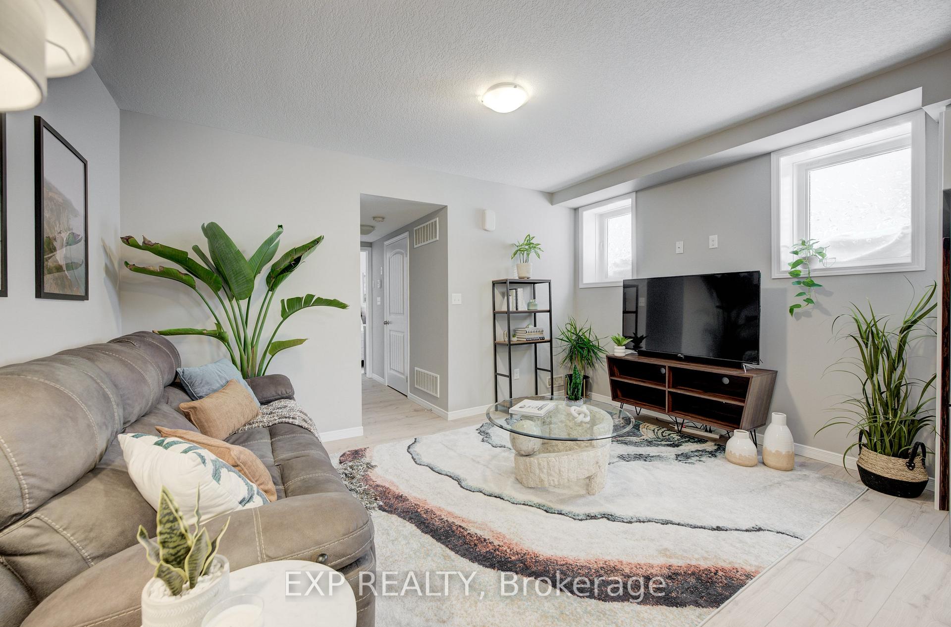 Photo 17 of 388 Old Huron Road, Kitchener — HOMEH