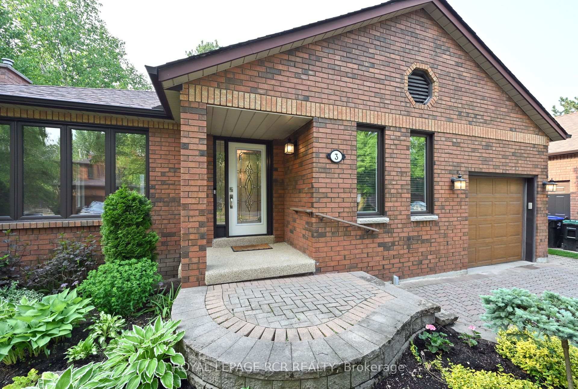 Photo 4 of 3 Tanglewood Trail, New Tecumseth, Alliston — HOMEH
