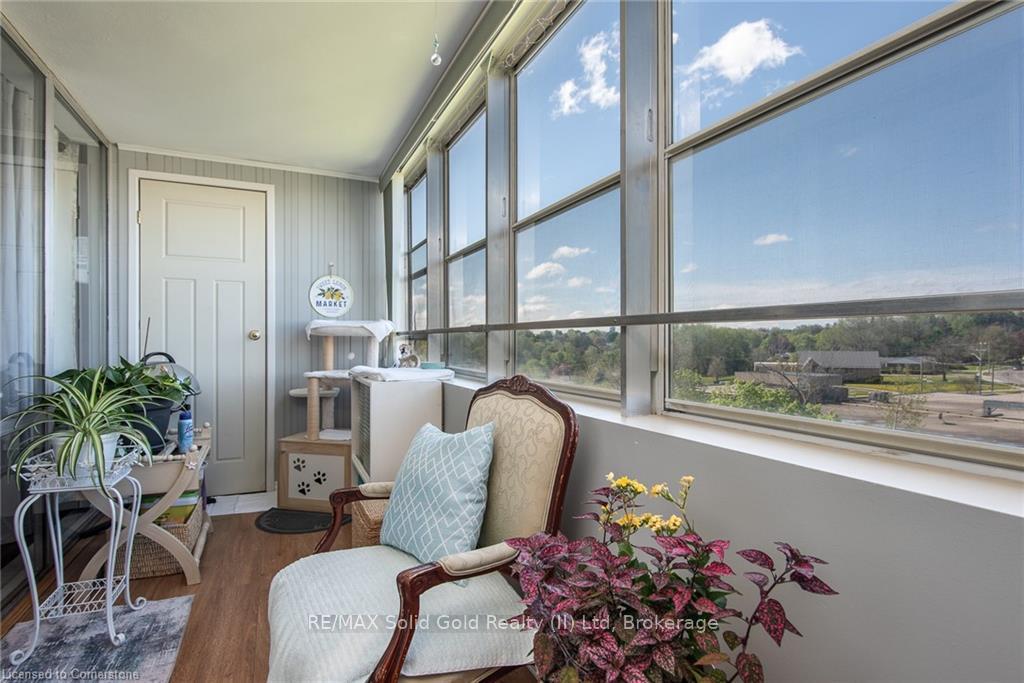 Photo 11 of Unit 801, 225 Harvard Place, Waterloo — HOMEH
