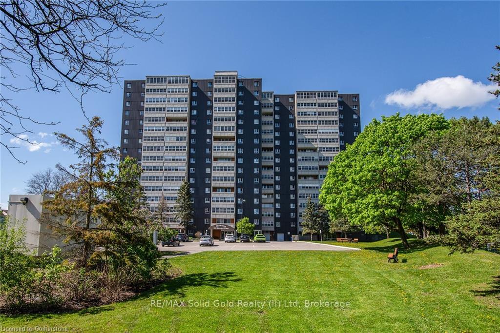 Photo 19 of Unit 801, 225 Harvard Place, Waterloo — HOMEH