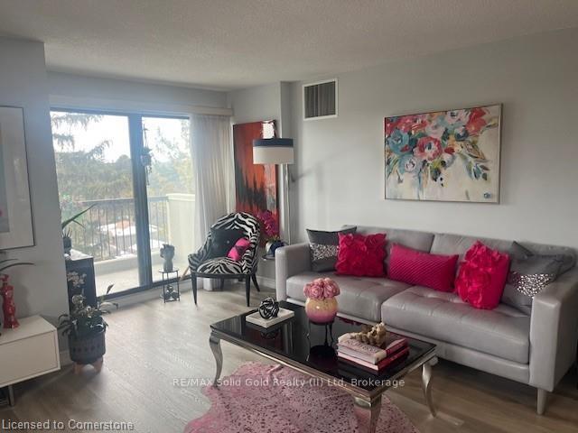 Photo 14 of Unit 606, 260 Sheldon Avenue N, Kitchener — HOMEH