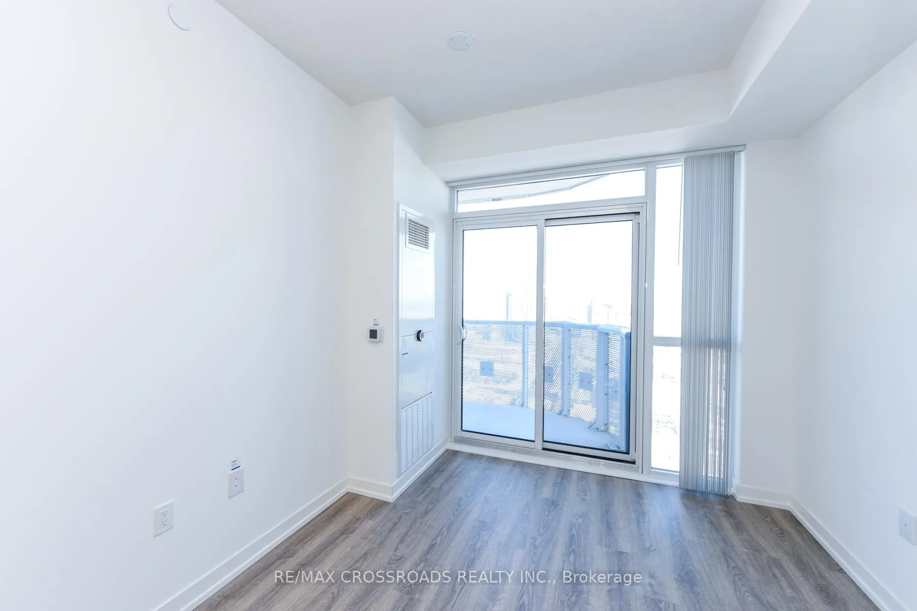 Photo 12 of Unit 3908, 8 Interchange Way, Vaughan, Vaughan Corporate Centre — HOMEH