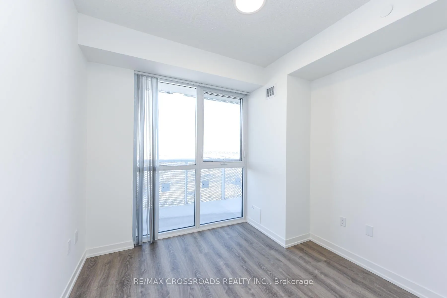 Photo 24 of Unit 3908, 8 Interchange Way, Vaughan, Vaughan Corporate Centre — HOMEH