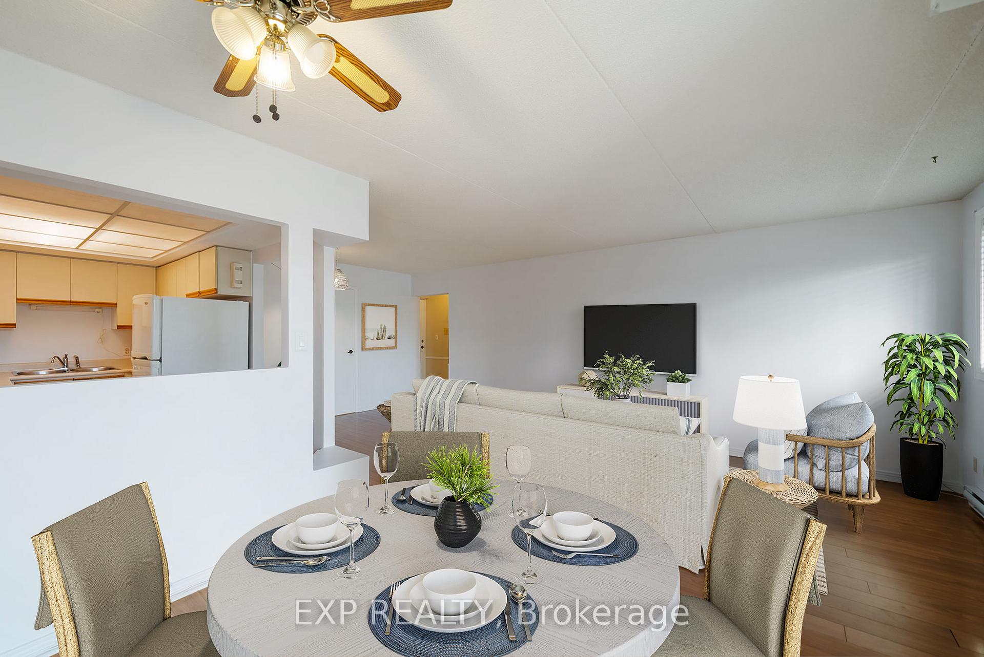 Photo 8 of Unit 302, 144 Queen Street, Clarington, Bowmanville — HOMEH