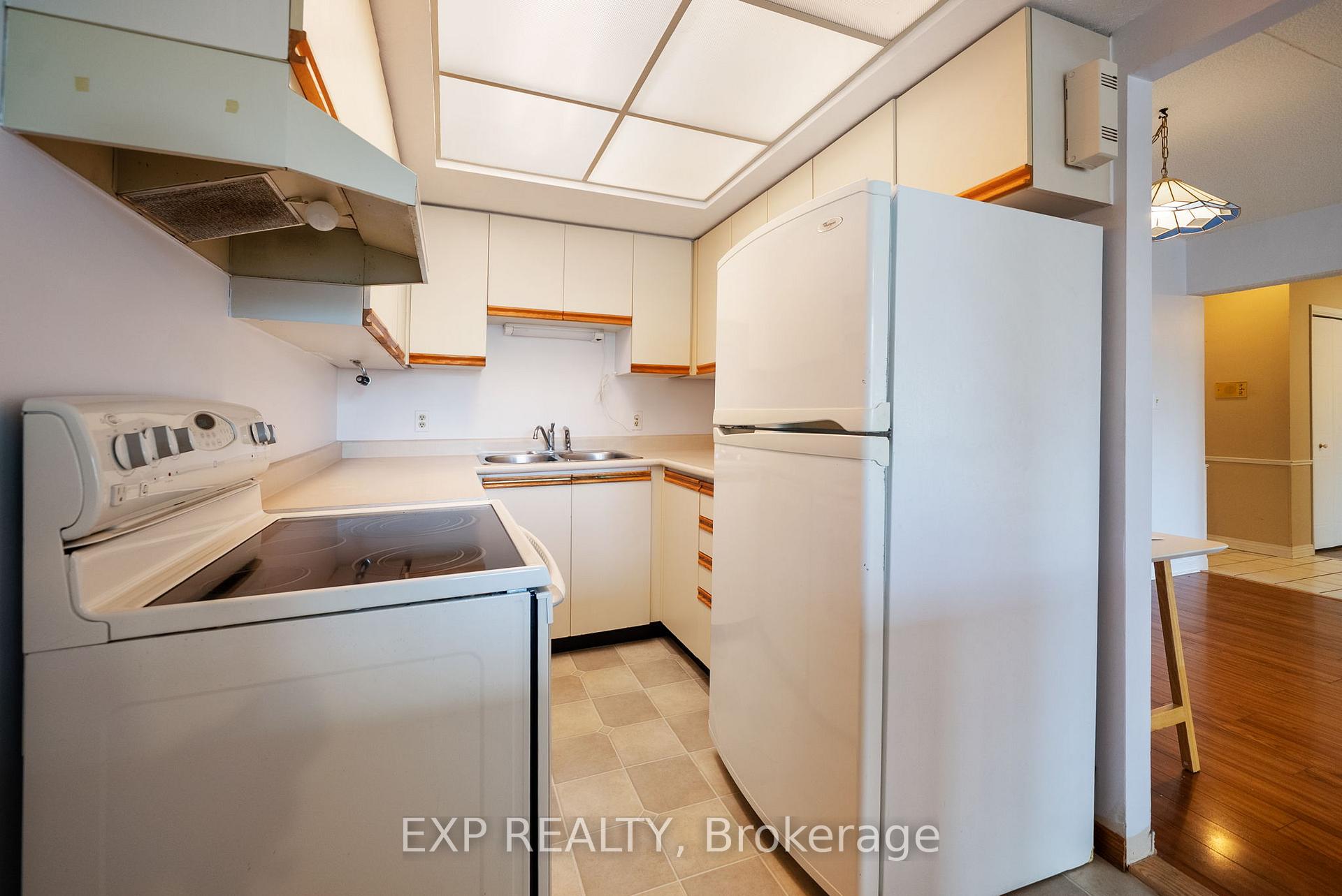 Photo 22 of Unit 302, 144 Queen Street, Clarington, Bowmanville — HOMEH