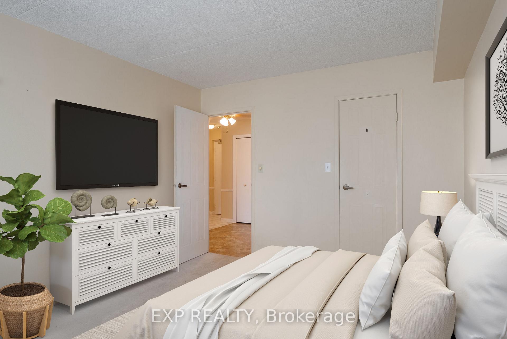 Photo 25 of Unit 302, 144 Queen Street, Clarington, Bowmanville — HOMEH