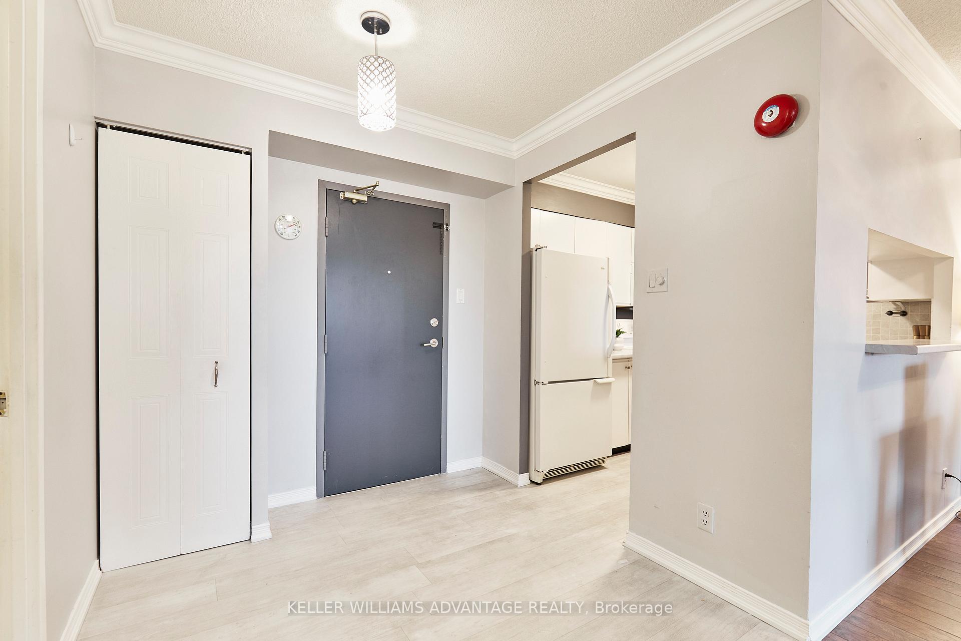 Photo 2 of Unit 302, 1665 Pickering Parkway, Pickering, Village East — HOMEH