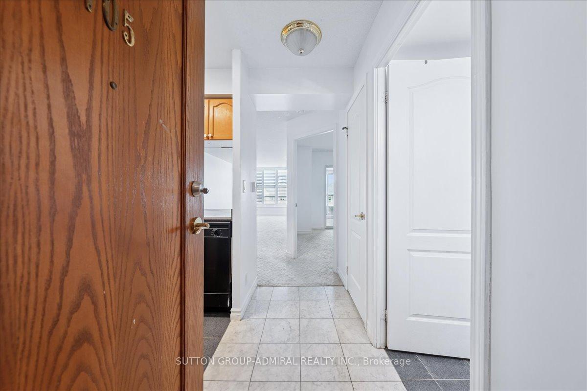 Photo 7 of Unit 705, 745 New Westminster Drive, Vaughan, Brownridge — HOMEH