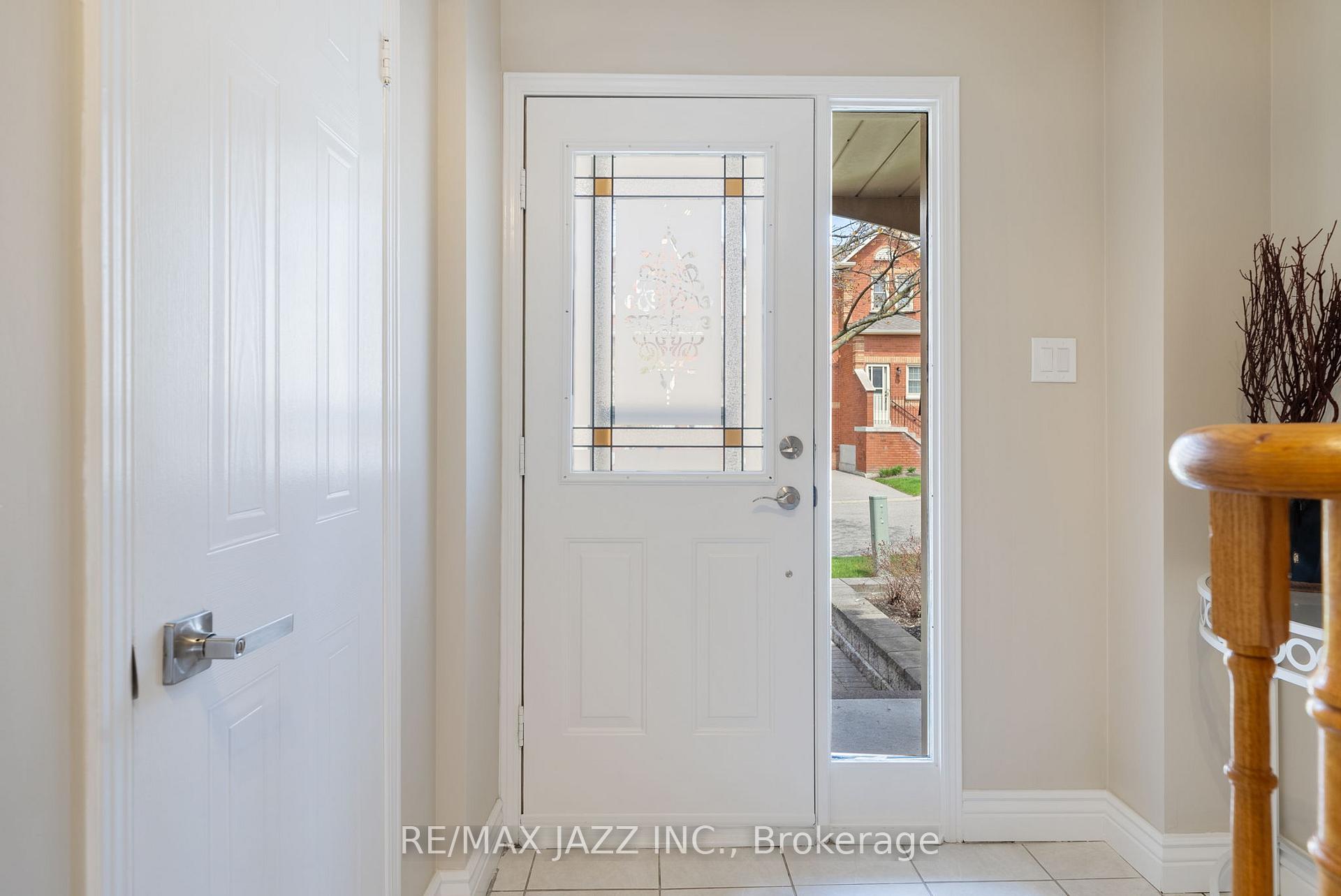Photo 5 of Unit 25, 1610 Crawforth Street, Whitby, Blue Grass Meadows — HOMEH