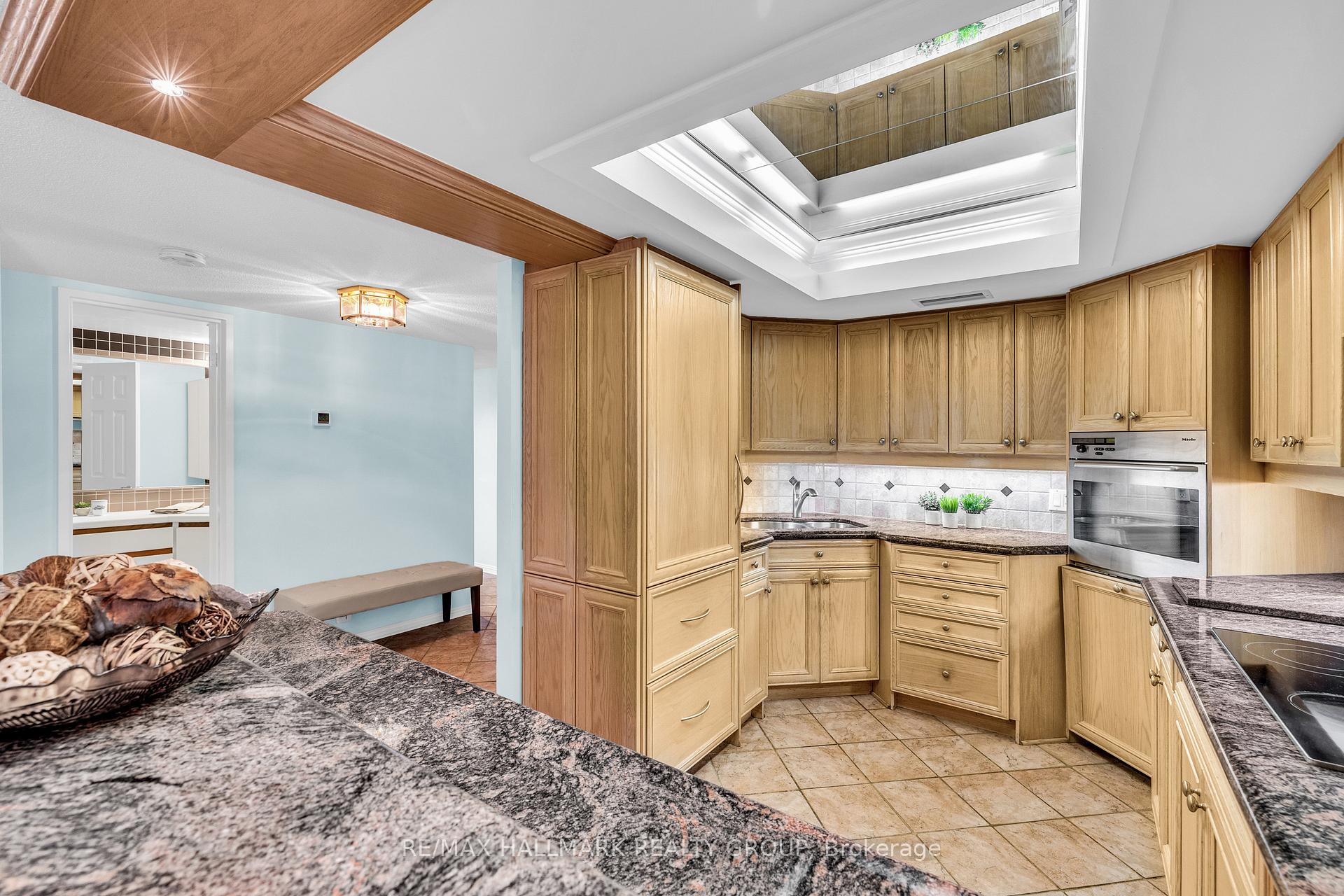 Photo 19 of Unit 87D, 263 Botanica Pvt, Ottawa, Civic Hospital — HOMEH