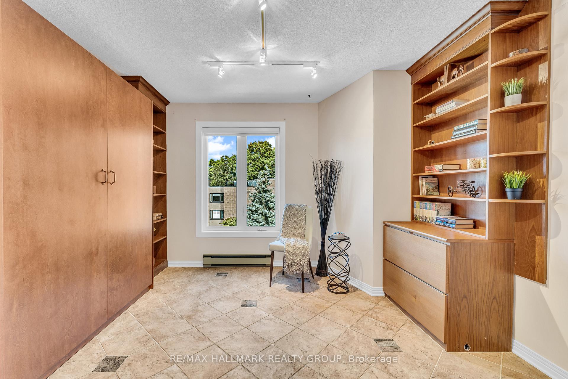 Photo 26 of Unit 87D, 263 Botanica Pvt, Ottawa, Civic Hospital — HOMEH