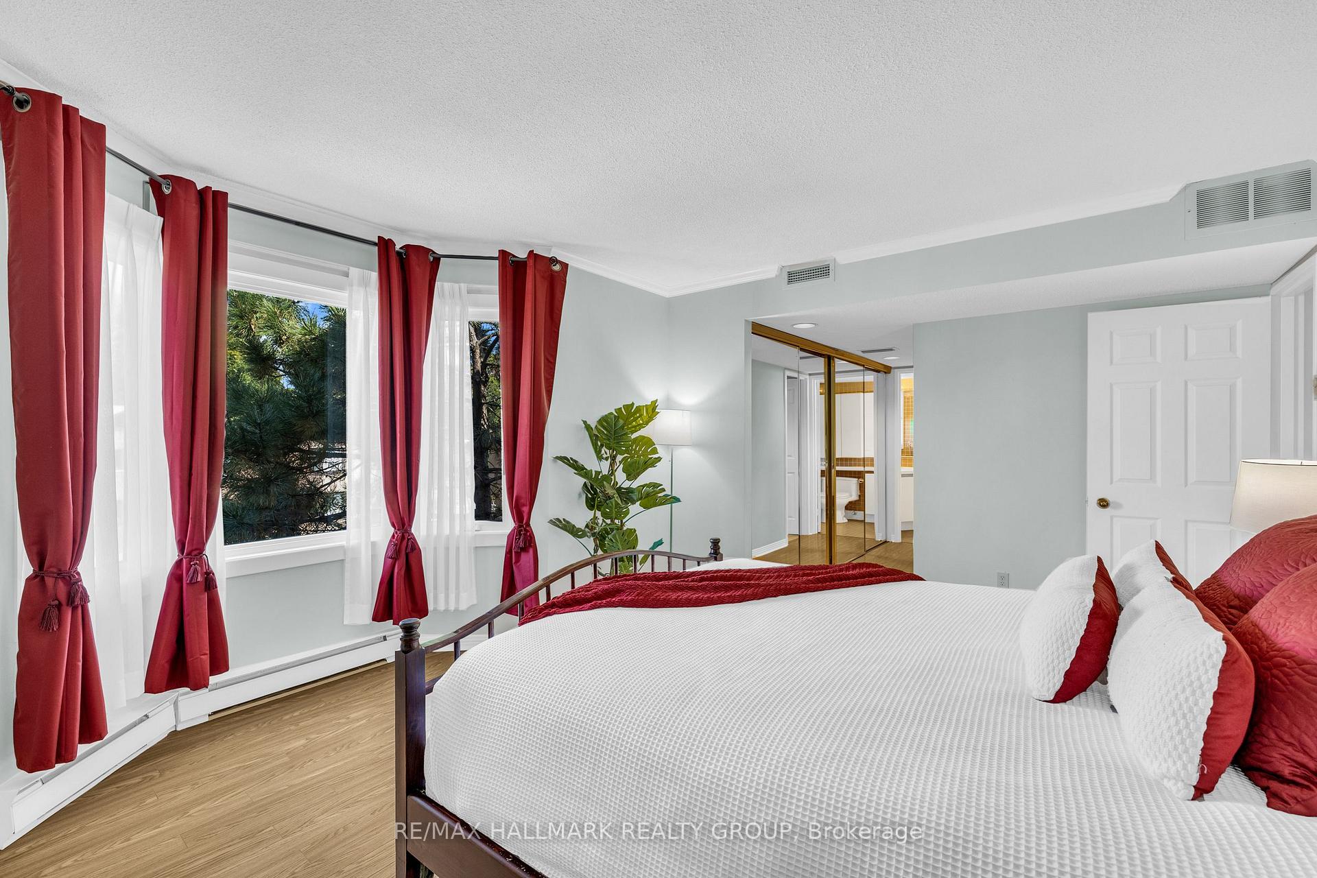 Photo 31 of Unit 87D, 263 Botanica Pvt, Ottawa, Civic Hospital — HOMEH
