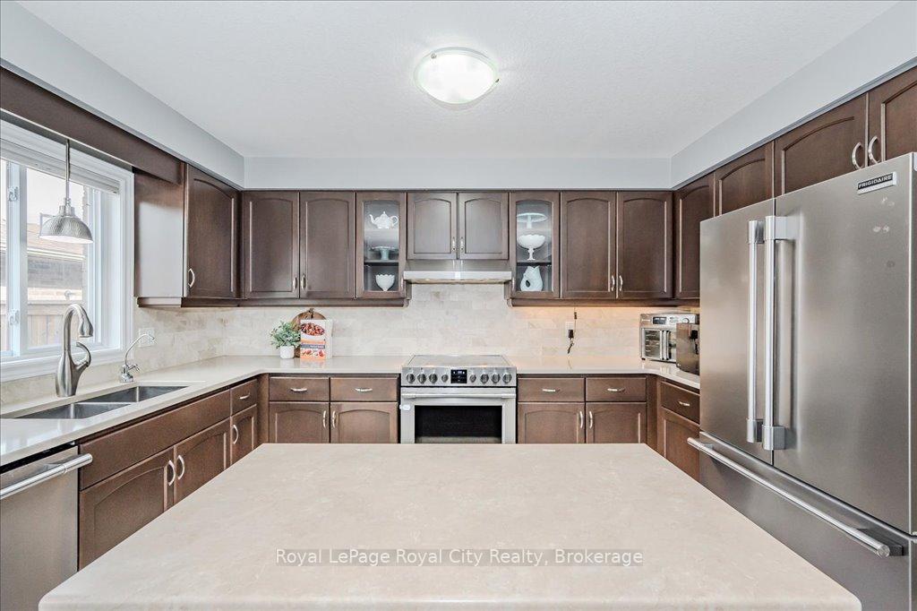Photo 40 of Unit 28, 714 Willow Road, Guelph, Willow West/Sugarbush/West Acres — HOMEH