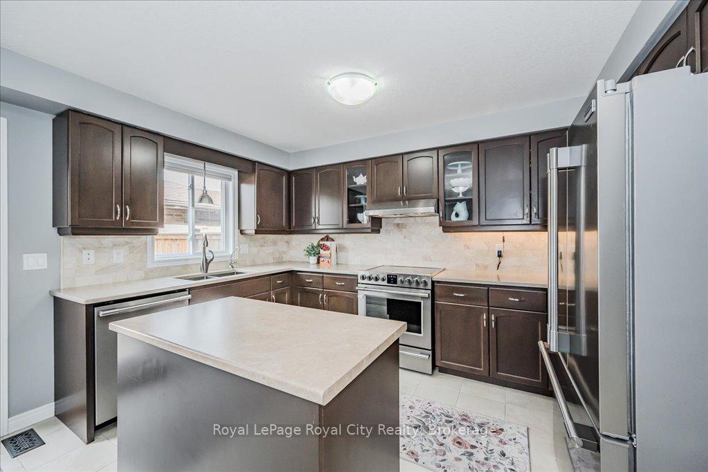 Photo 41 of Unit 28, 714 Willow Road, Guelph, Willow West/Sugarbush/West Acres — HOMEH