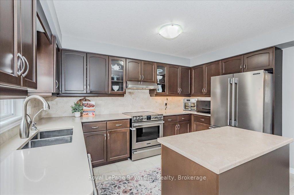 Photo 42 of Unit 28, 714 Willow Road, Guelph, Willow West/Sugarbush/West Acres — HOMEH