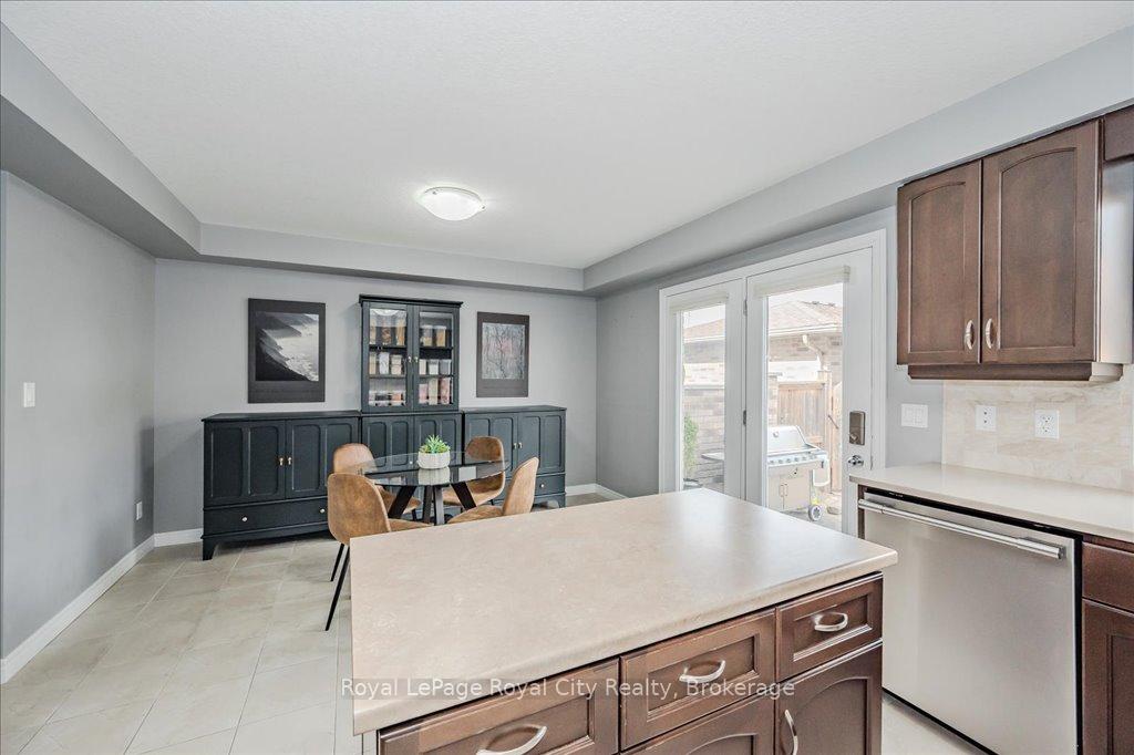 Photo 44 of Unit 28, 714 Willow Road, Guelph, Willow West/Sugarbush/West Acres — HOMEH