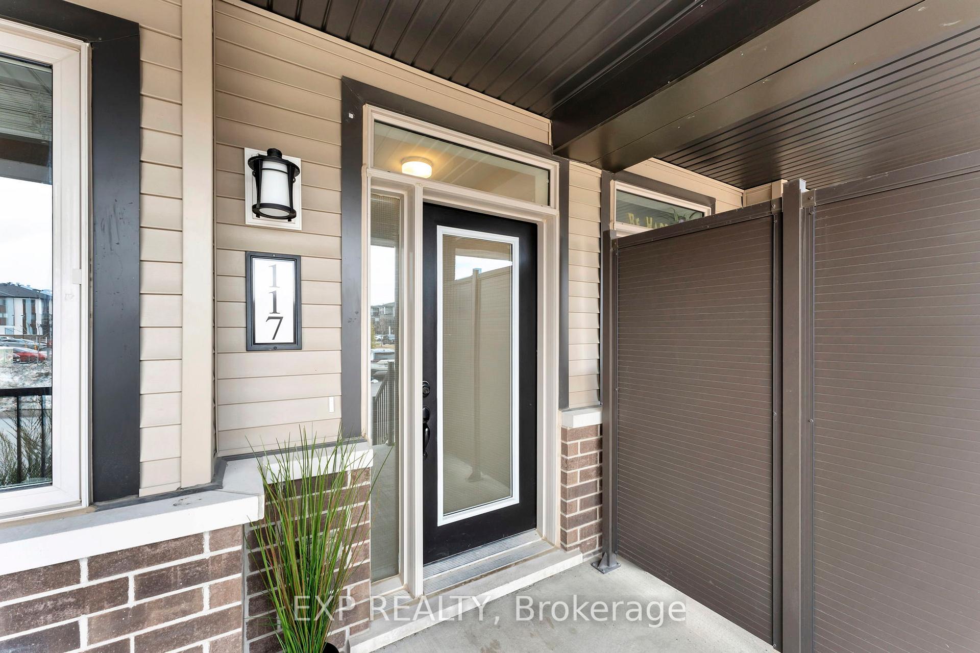 Photo 4 of 117 Pilot Private, Ottawa, Kanata - Emerald Meadows/Trailwest — HOMEH