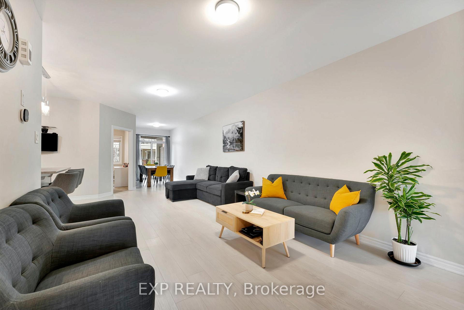 Photo 7 of 117 Pilot Private, Ottawa, Kanata - Emerald Meadows/Trailwest — HOMEH