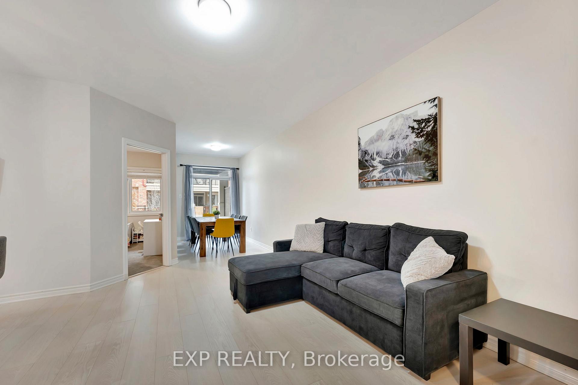 Photo 9 of 117 Pilot Private, Ottawa, Kanata - Emerald Meadows/Trailwest — HOMEH