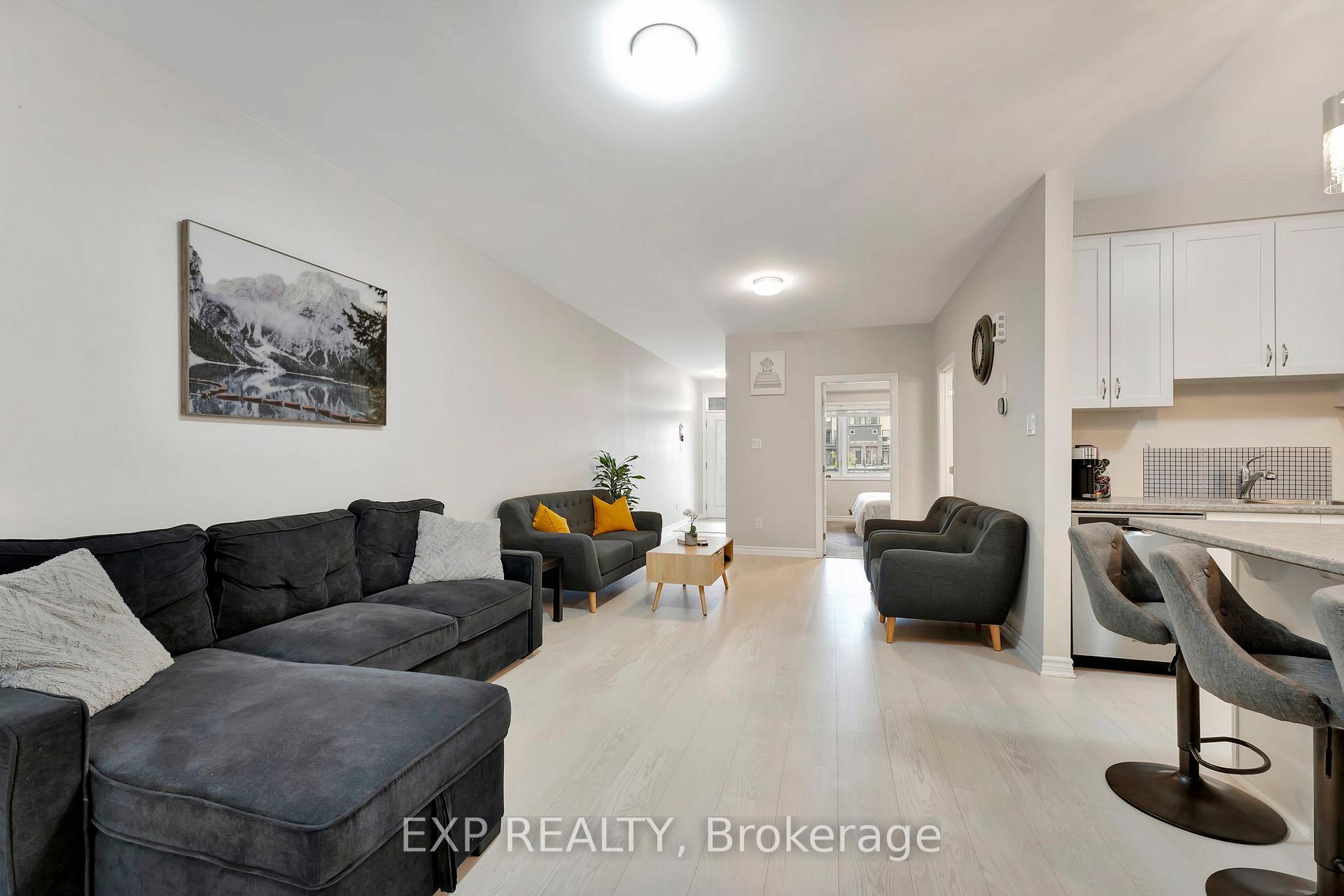 Photo 10 of 117 Pilot Private, Ottawa, Kanata - Emerald Meadows/Trailwest — HOMEH