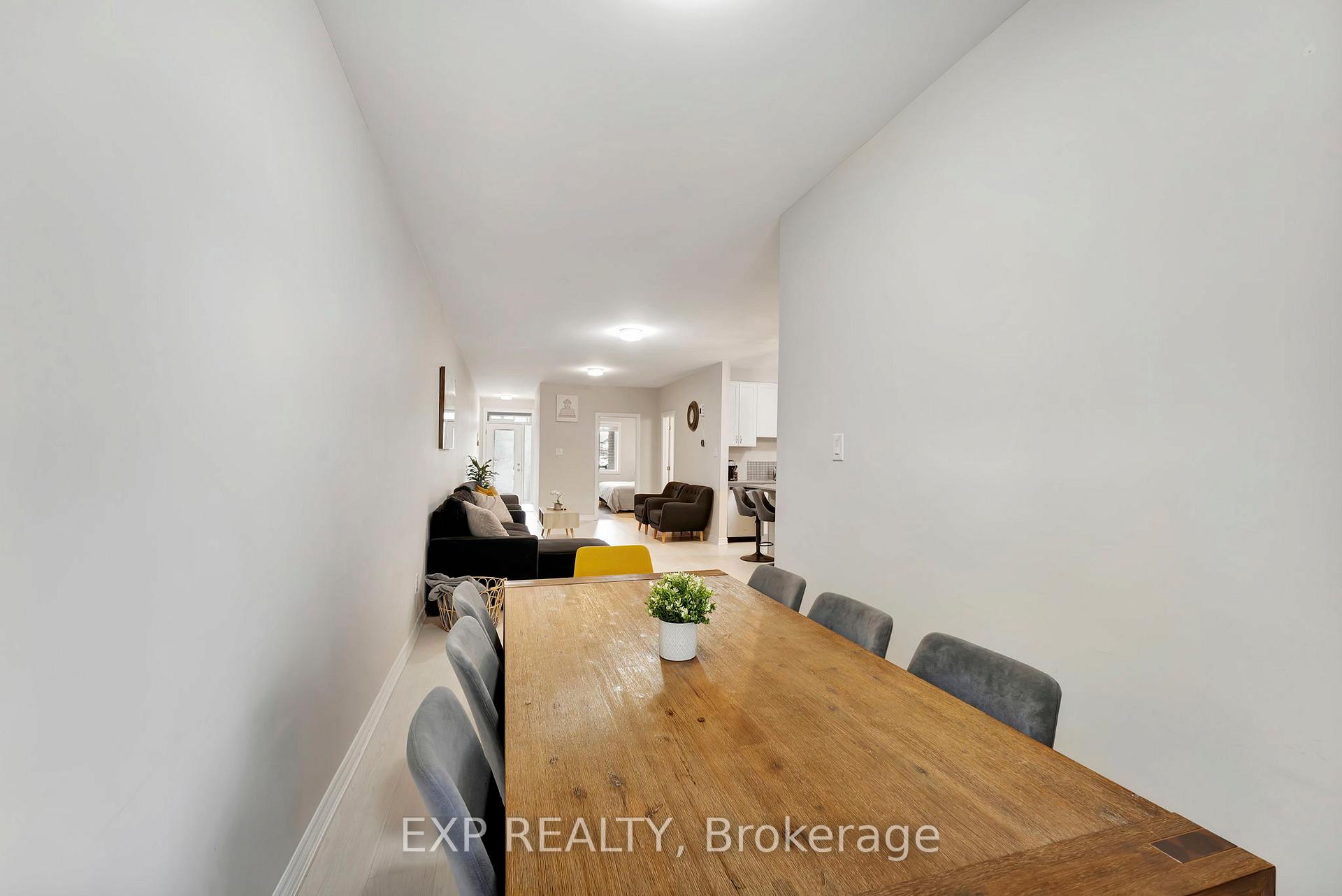 Photo 13 of 117 Pilot Private, Ottawa, Kanata - Emerald Meadows/Trailwest — HOMEH
