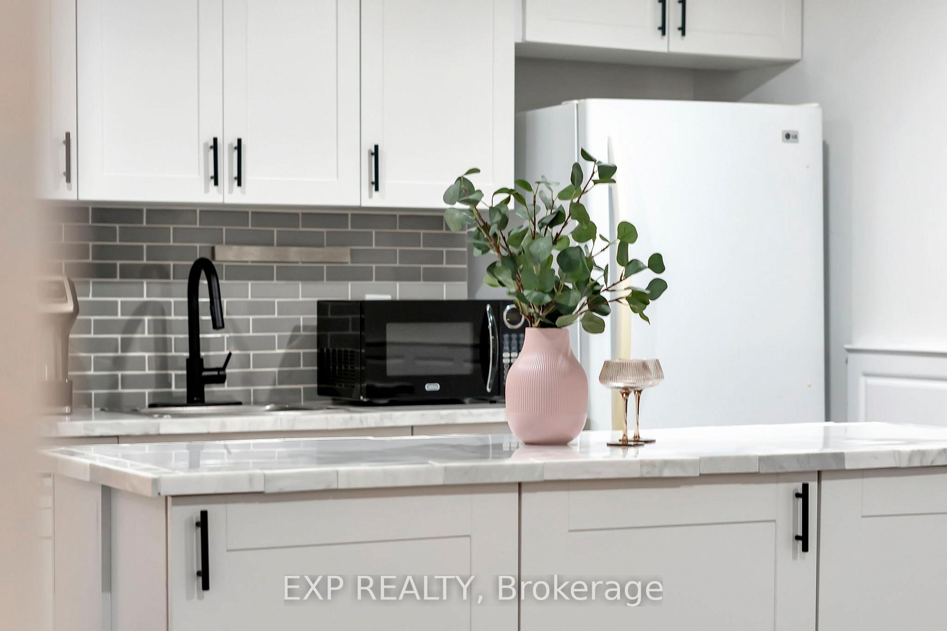 Photo 34 of 117 Pilot Private, Ottawa, Kanata - Emerald Meadows/Trailwest — HOMEH