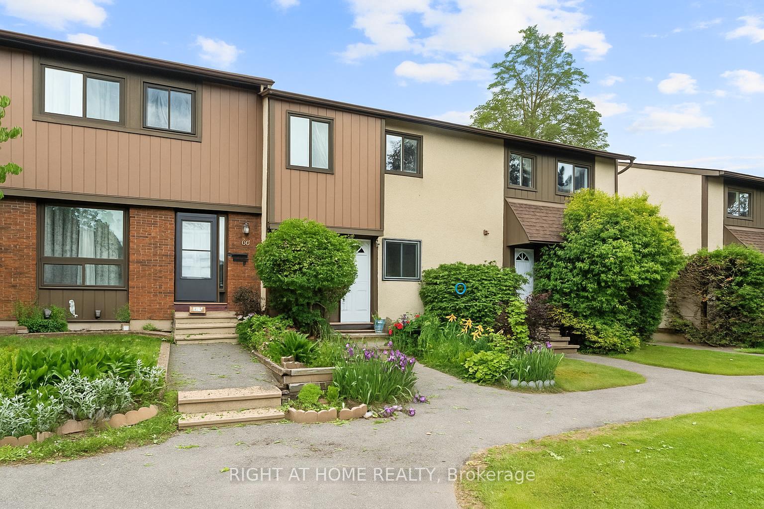 Photo 2 of 12B Larkshire Lane, Ottawa, Barrhaven - Pheasant Run — HOMEH