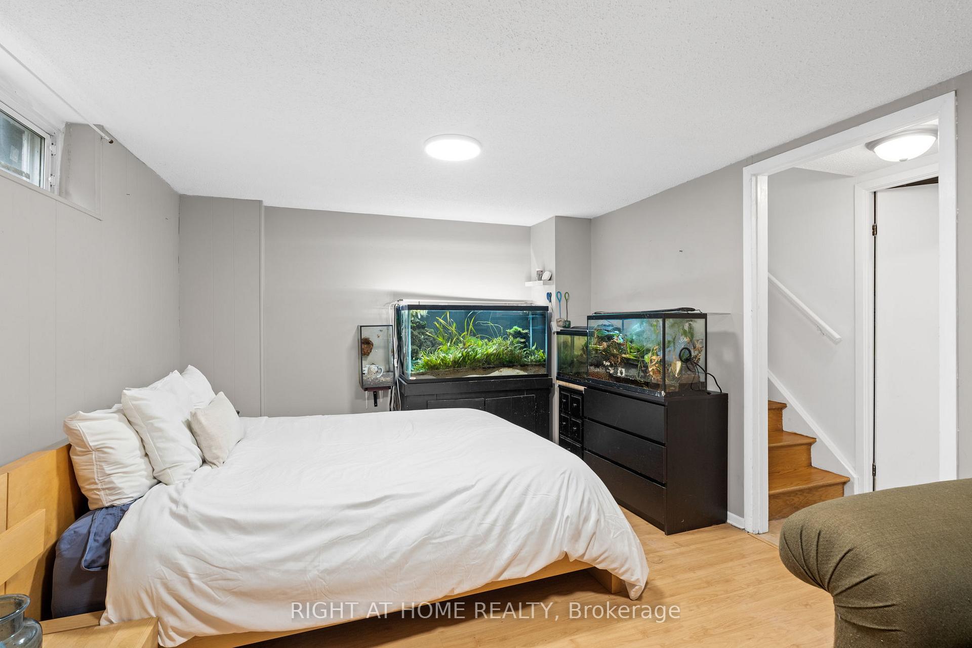 Photo 24 of 12B Larkshire Lane, Ottawa, Barrhaven - Pheasant Run — HOMEH