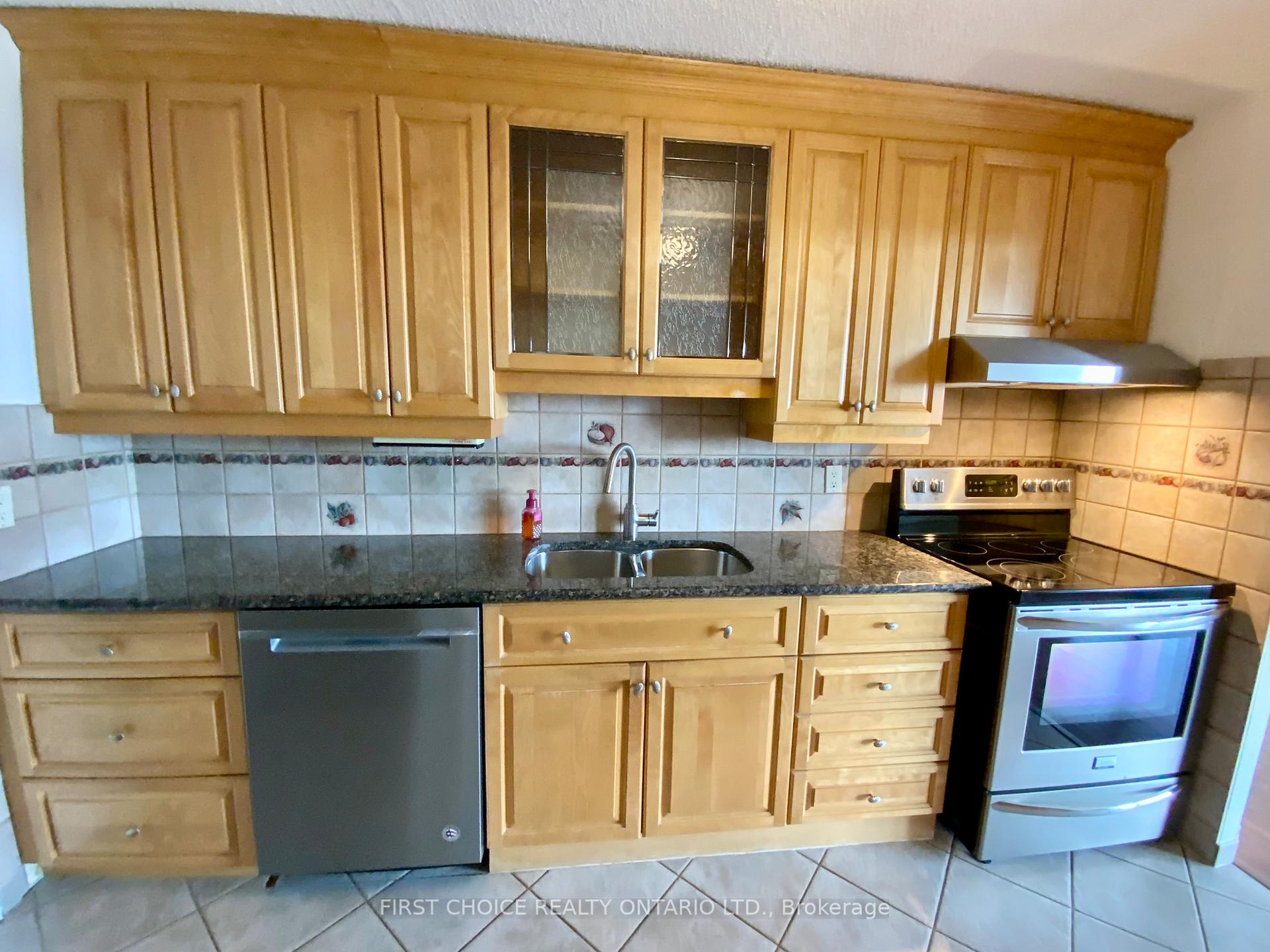 Photo 12 of Unit 1708, 665 Bathgate Drive, Ottawa, Carson Meadows — HOMEH