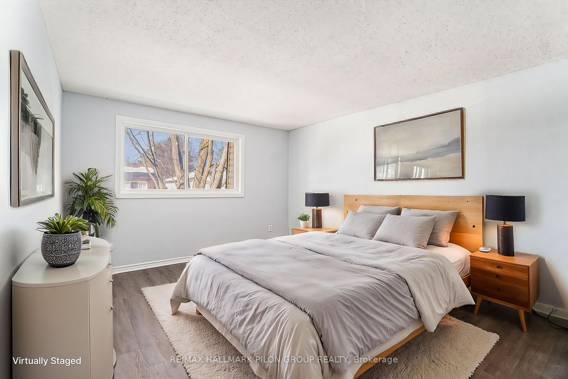 Photo 5 of Unit A, 15 Sonnet Crescent, Ottawa, Westcliffe Estates — HOMEH