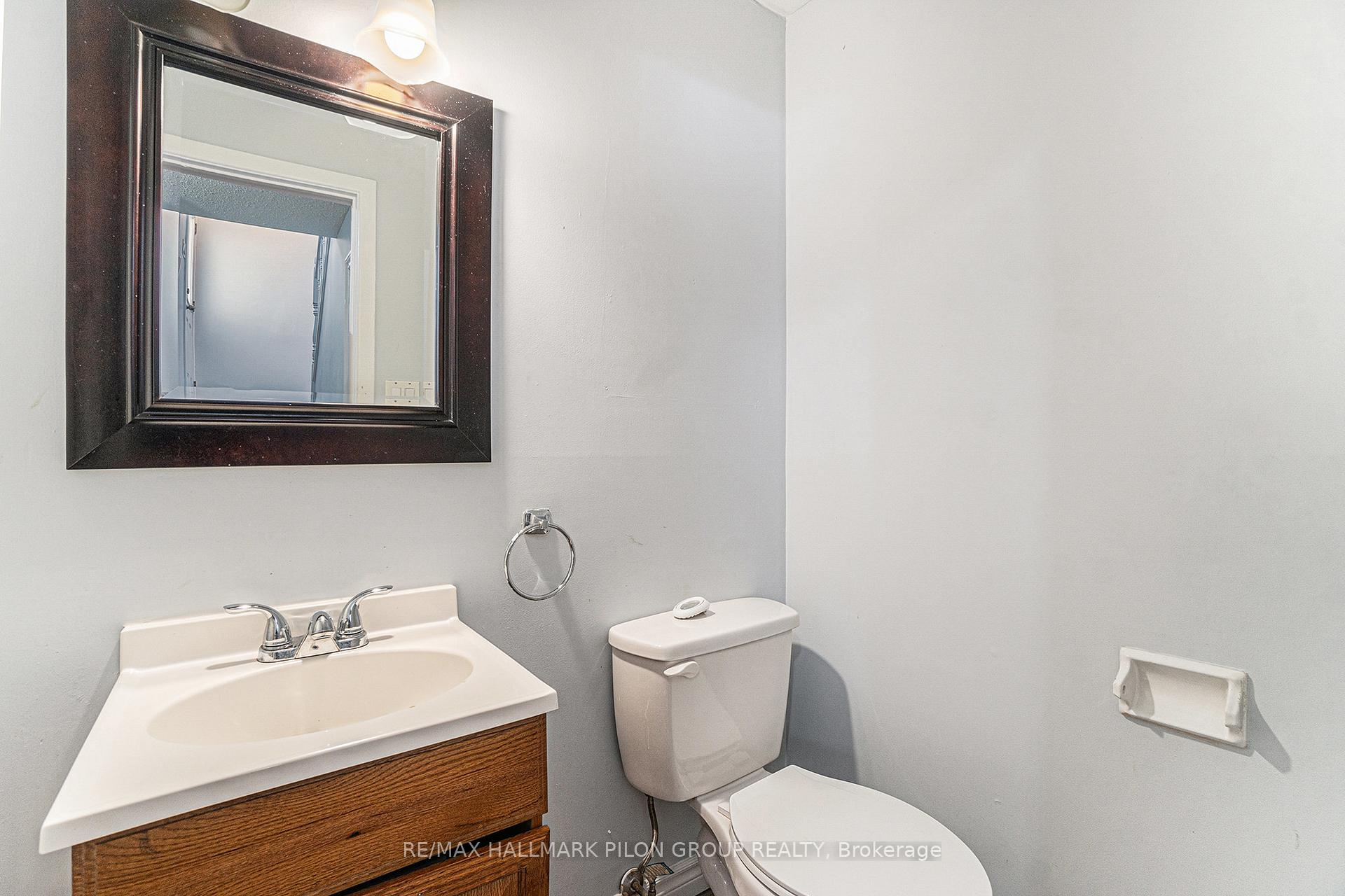 Photo 9 of Unit A, 15 Sonnet Crescent, Ottawa, Westcliffe Estates — HOMEH