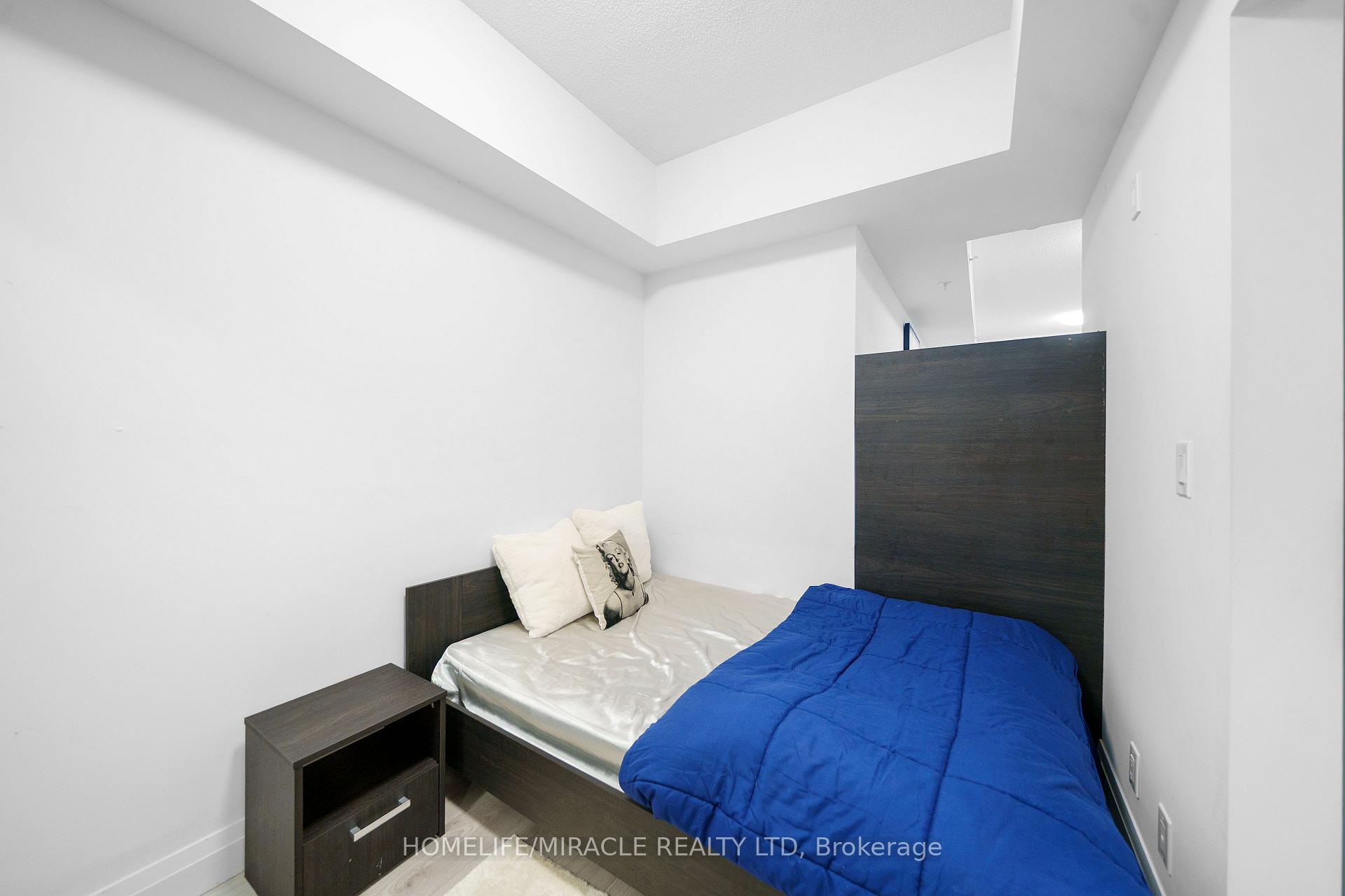 Photo 14 of Unit 721, 652 Princess Street, Kingston, Central City East — HOMEH