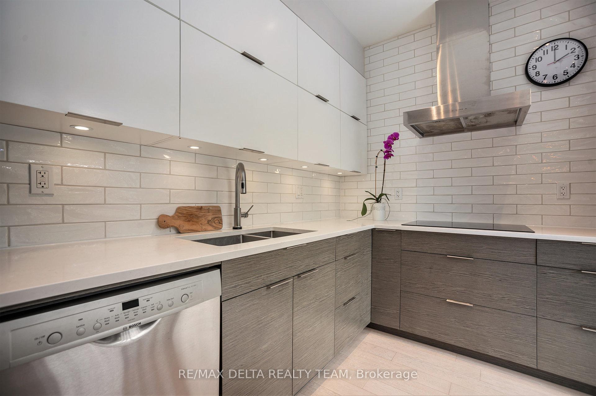 Photo 13 of 44 Renfrew Avenue, Ottawa, Glebe — HOMEH